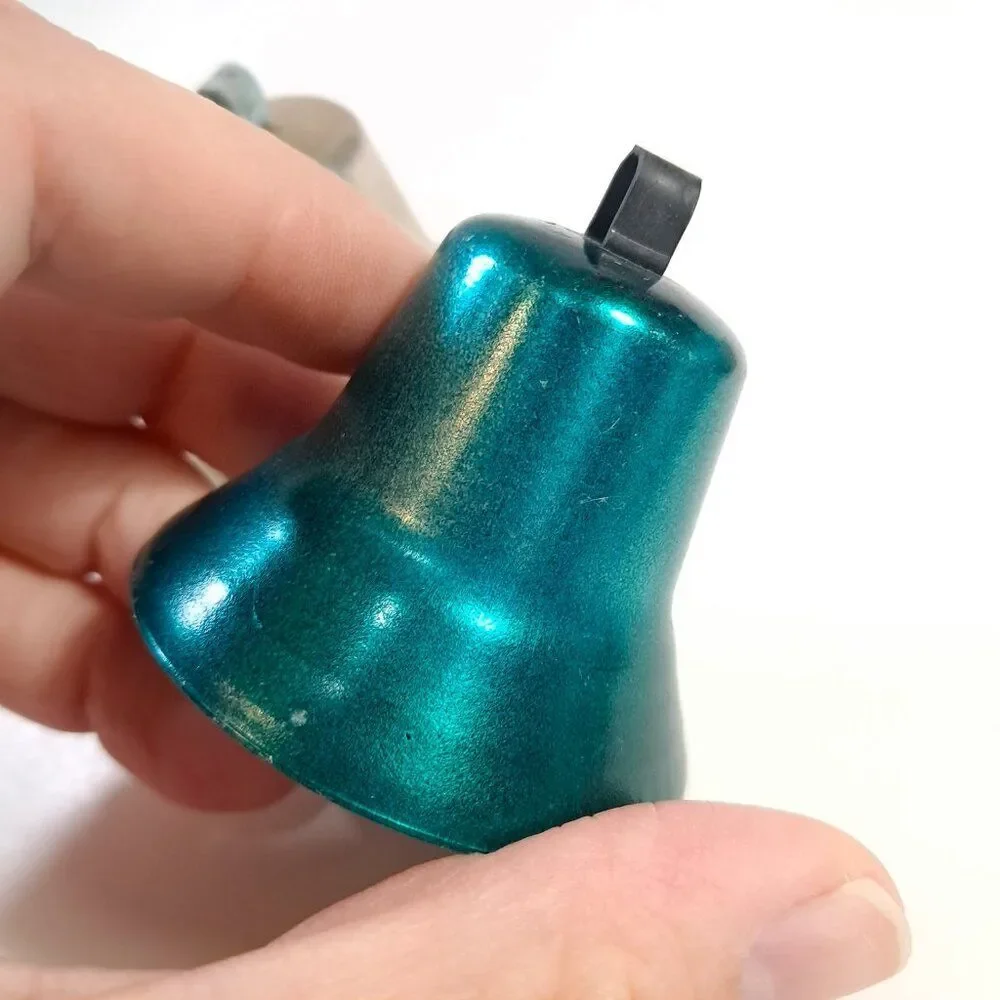 Vintage Carol Tone Bells made in USA Metal bells green‎ red silver Christmas